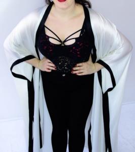 664827089: Chica busca chico en Tarragona