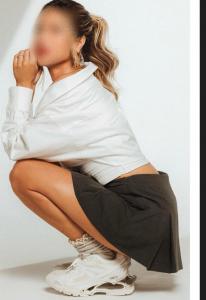 Chica busca chico en Sevilla: 