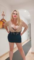 641627295: Chica busca chico en Barcelona