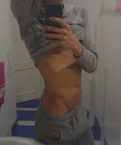 631862048: Chico busca chica en Asturias