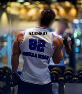 631766312: Chico busca chica en Sevilla