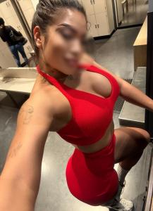 Chica busca chico en Sevilla: 