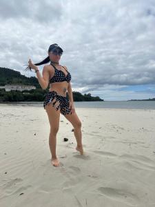 643243605: Chica busca chico en La Coruña