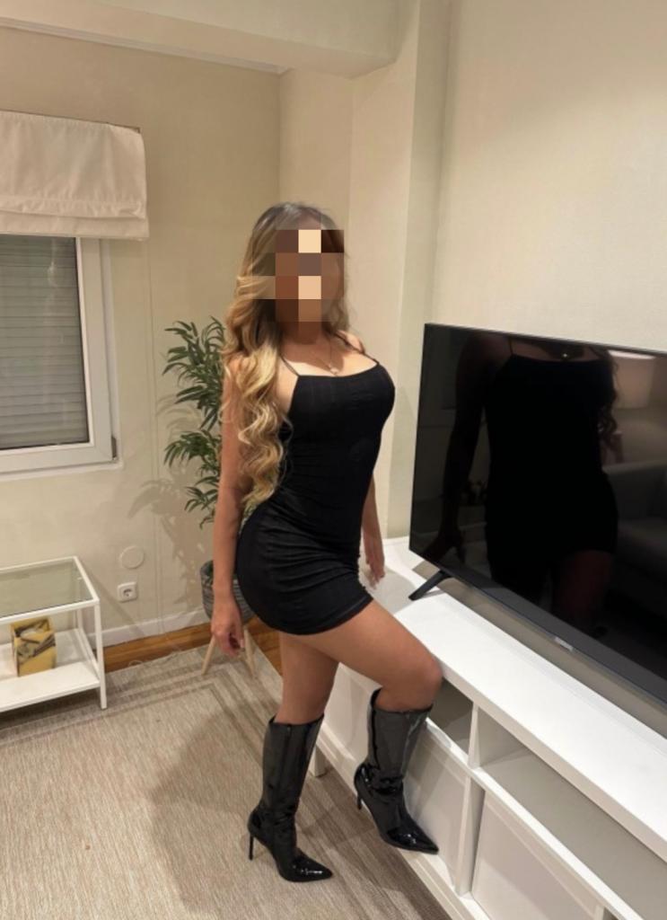 604042375: Chica busca chico en Barcelona