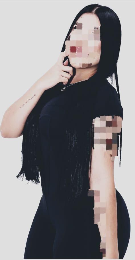 Chica busca chico en Huelva: 