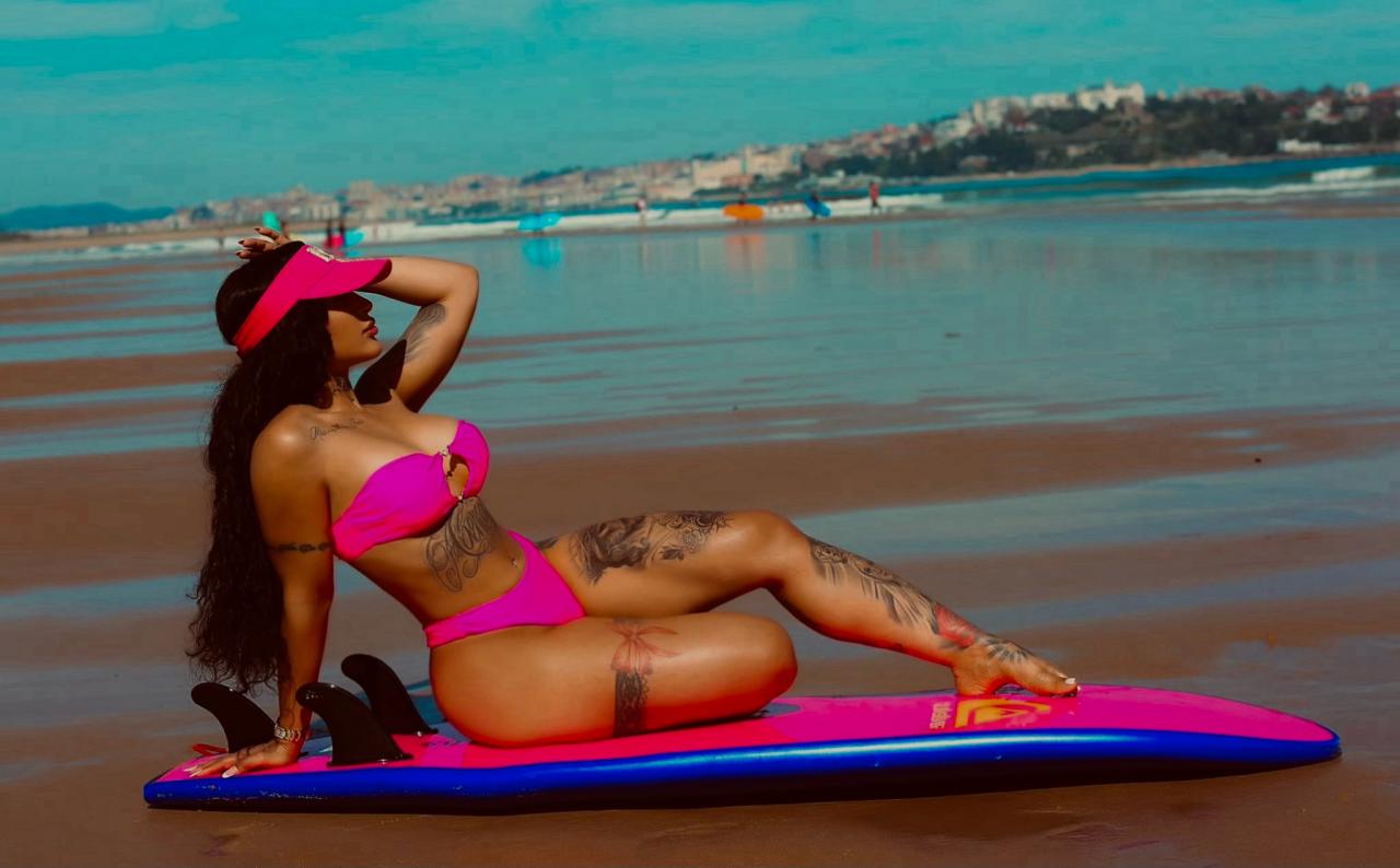 Chica busca chico en Almería: 