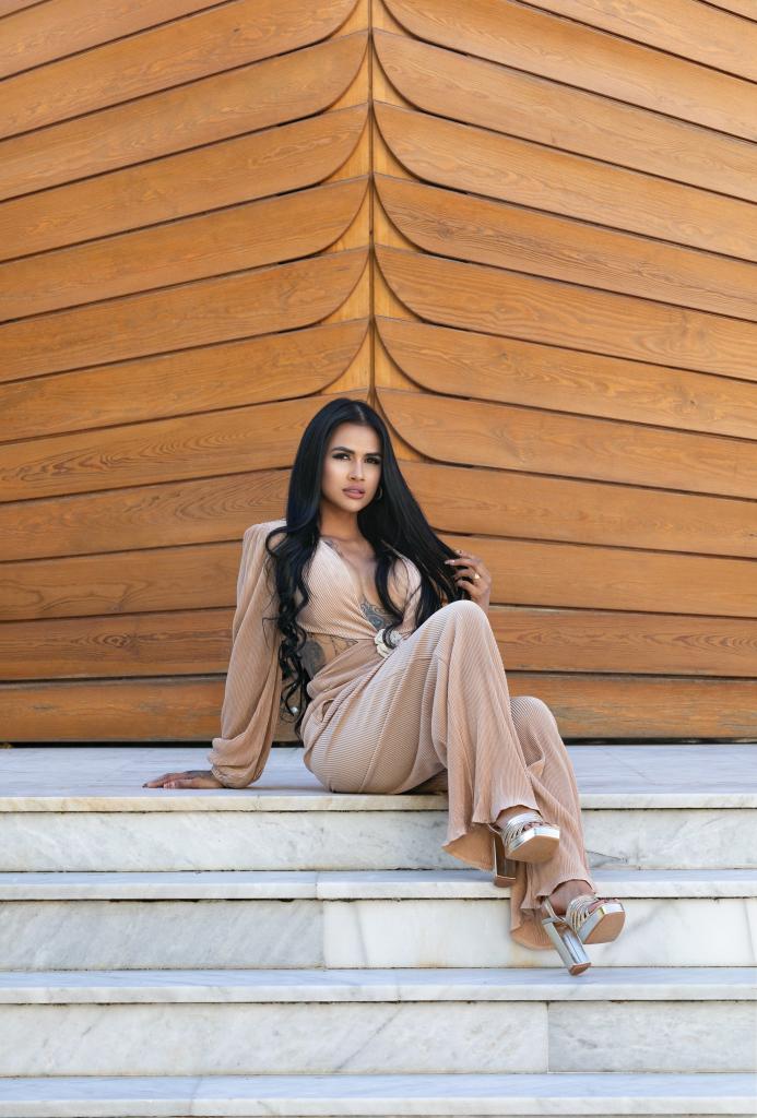 Chica busca chico en Sevilla: Chica busca chico