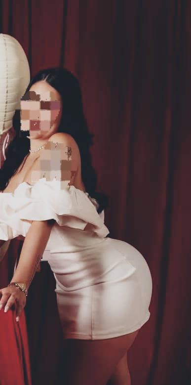 Chica busca chico en Huelva: 