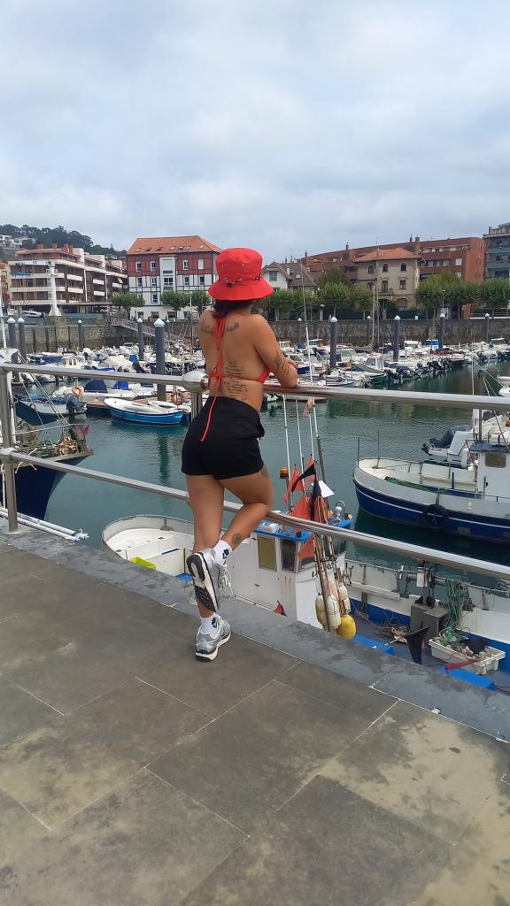 Chica busca chico en Castellón: Chica busca chico