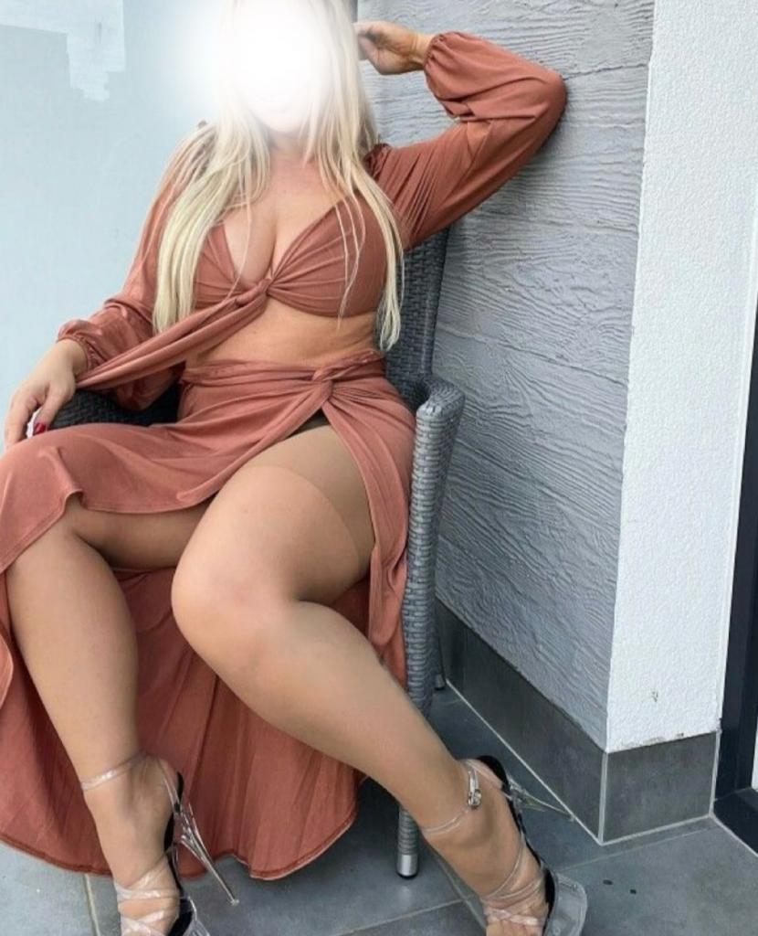 Chica busca chico en Cádiz: 