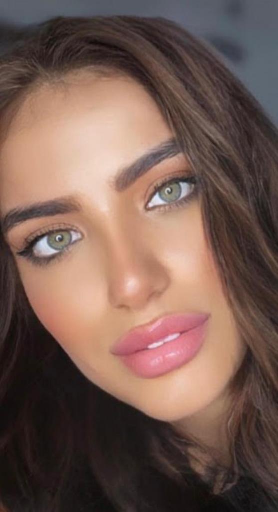 Chica busca chico en Málaga: Chica busca chico