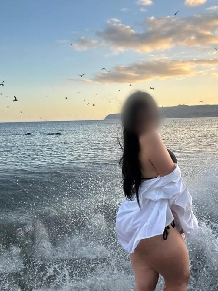 Chica busca chico en Almería: 