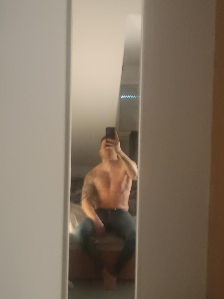 Chico busca chica en Valladolid: 