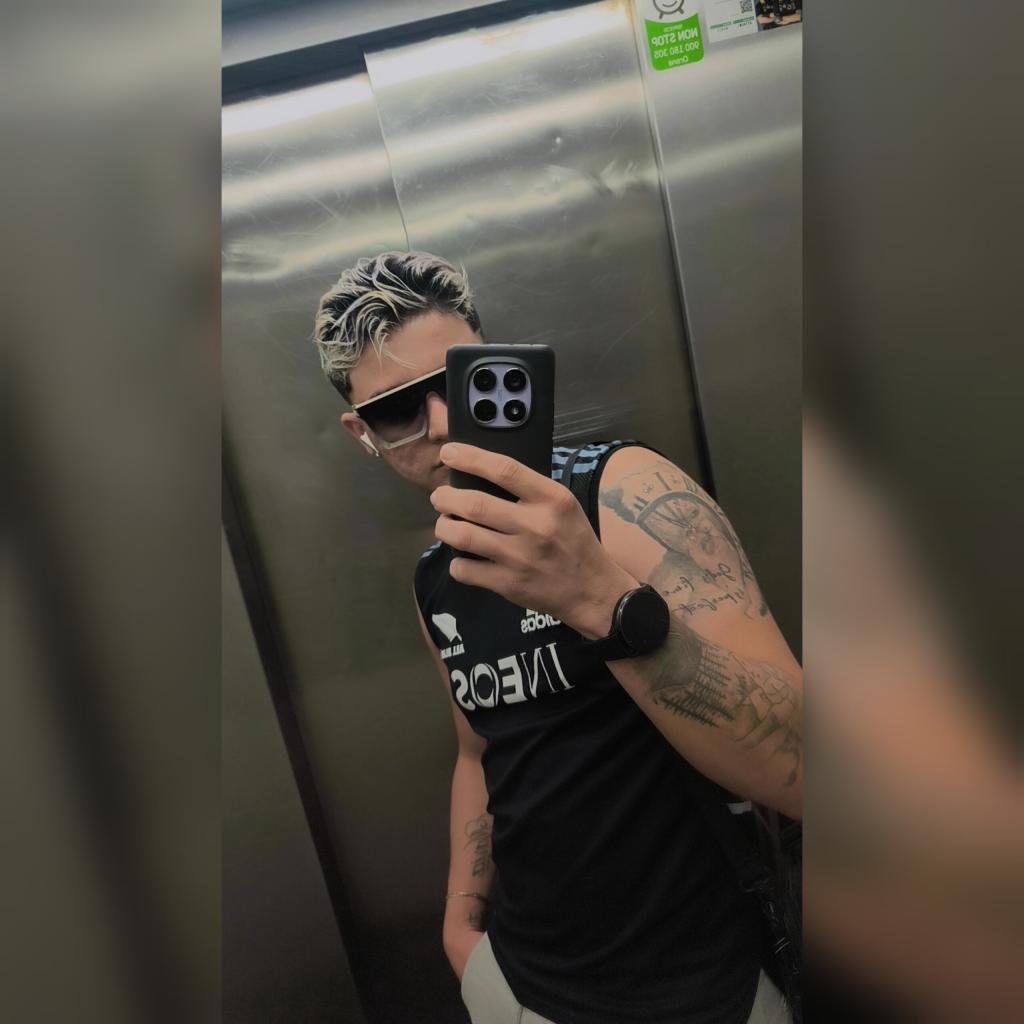 Chico busca chica en Las Palmas: 