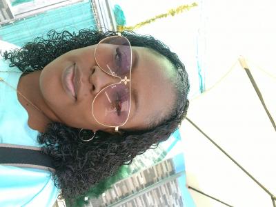 613400513: Chica busca chico en Murcia