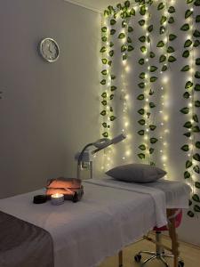 613299554: Chica busca chico en Alicante