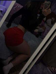 631815223: Chica busca chico en Málaga