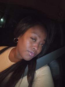 613400513: Chica busca chico en Murcia