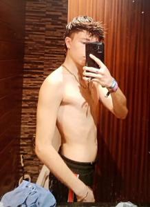 632657753: Chico busca chica en Barcelona