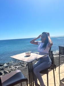 631654766: Chica busca chico en Las Palmas