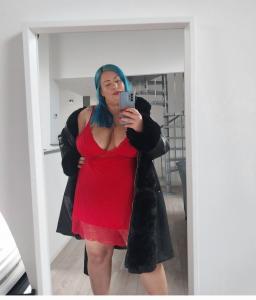 631947116: Chica busca chico en Sevilla