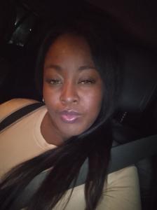 613400513: Chica busca chico en Murcia