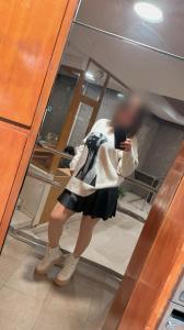 641303289: Chica busca chico en La Coruña