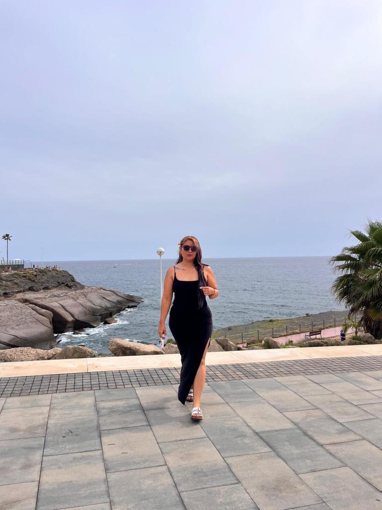 Chica busca chico en Tenerife: 