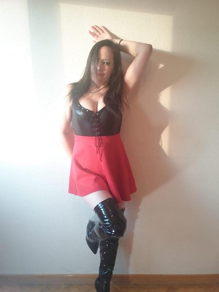 Chica busca chico en Madrid: 