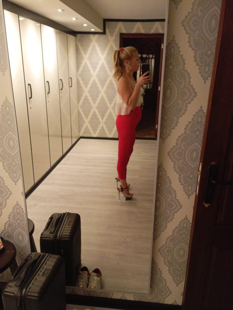 Chica busca chico en Alicante: 