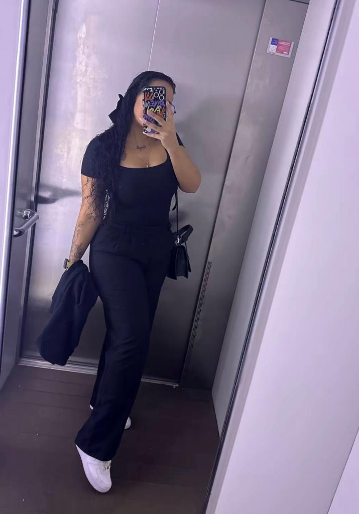 Chica busca chico en Almería: 