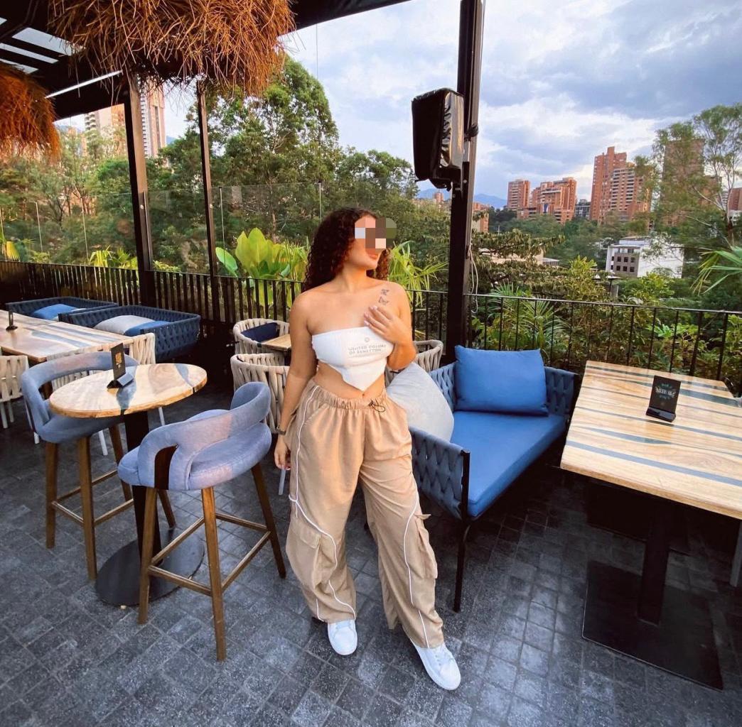 Chica busca chico en Tenerife: 