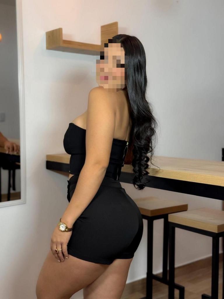 Chica busca chico en Cádiz: 