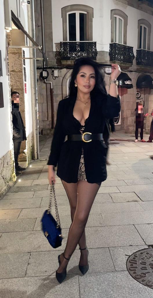 Chica busca chico en Sevilla: 