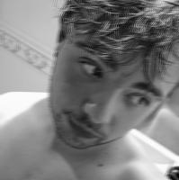 744622667: Chico busca chica en Sevilla