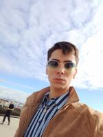 677499579: Chico busca chica en La Coruña