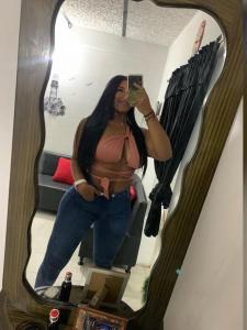 Chica busca chico en Sevilla: 