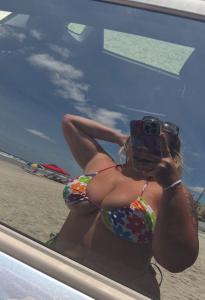 Chica busca chico en Almería: 