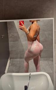 Chica busca chico en Granada: 