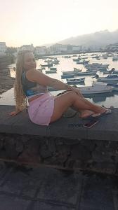 Chica busca chico en Tenerife: 