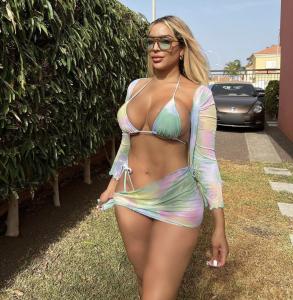 Chica busca chico en Almería: 