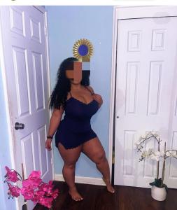 604965871: Chica busca chico en Murcia