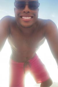 691328323: Chico busca chica en La Coruña