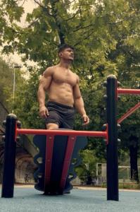 667968698: Chico busca chica en Barcelona