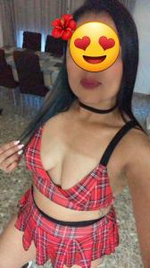 611308201: Chica busca chico en Barcelona