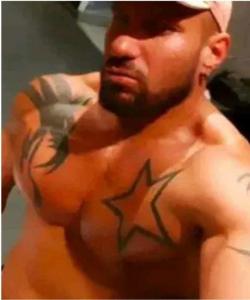 610059752: Chico busca chica en Madrid