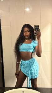 672541092: Transexual en Gerona