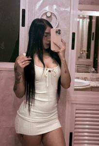 613767689: Chica busca chico en Navarra