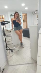 Chica busca chico en Tenerife: 