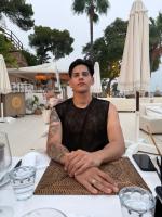 689773392: Chico busca chica en Madrid